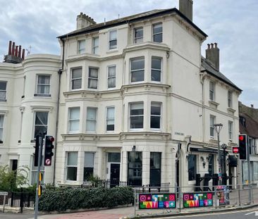 1 bedroom flat to rent - Photo 1