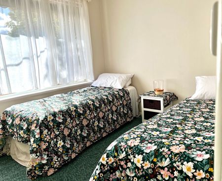 Fully Furnished Two Bedroom Unit - Photo 2