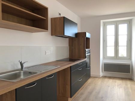 Location Appartement 4 pièces 77m² UHART CIZE 64220 - Photo 2