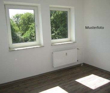Stop: 2,5-Zimmer-Wohnung in zentraler Lage - Photo 1