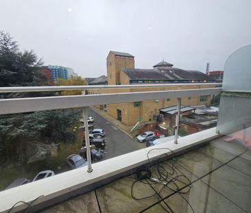 1 bedroom flat to rent - Photo 6