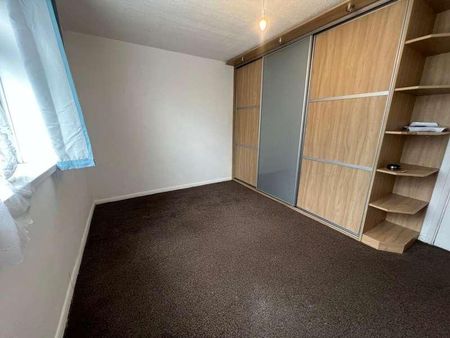 Sonia Gardens, Hounslow, TW5 - Photo 5