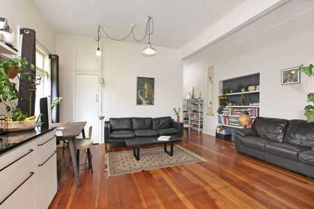 Spacious one bedroom home - Photo 4