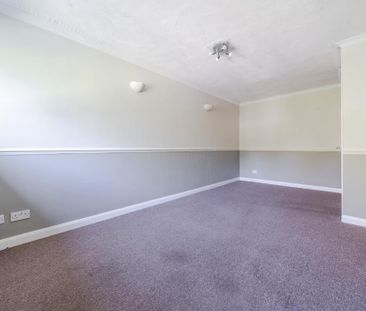 2 bedroom maisonette to rent - Photo 6