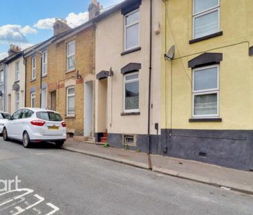 1 bedroom in a house share to rent - Photo 6