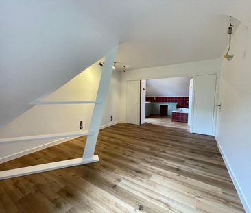 Location Maison 6 pièces 158m² AVRILLE 49240 - Photo 5