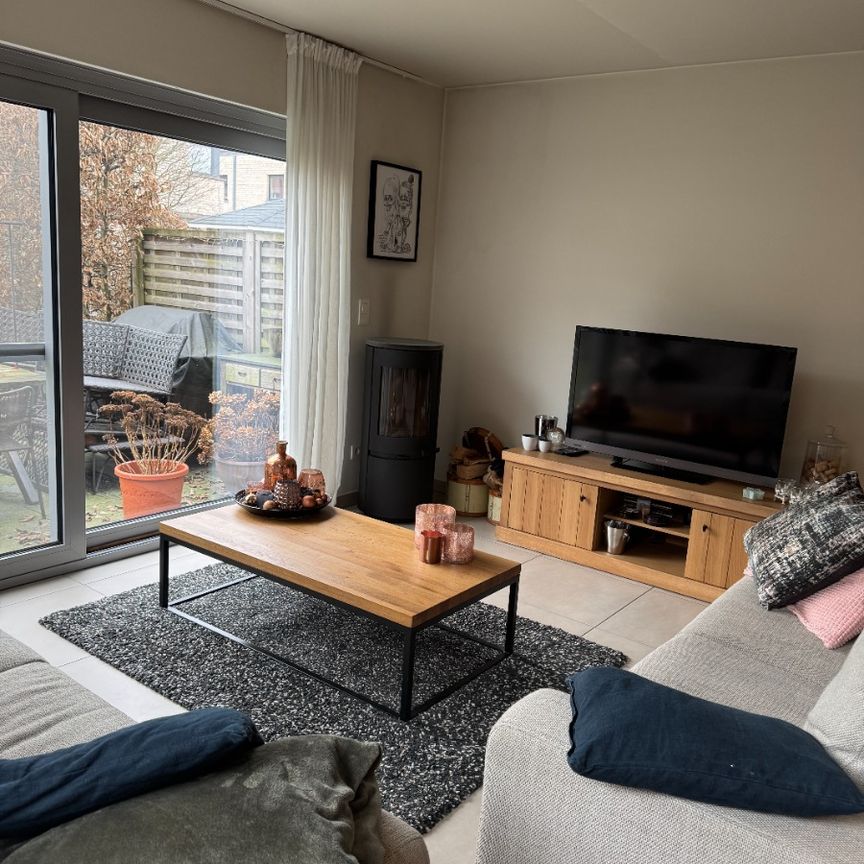 Halfopen woning te huur met 3 slaapkamers in Waregem - Photo 1