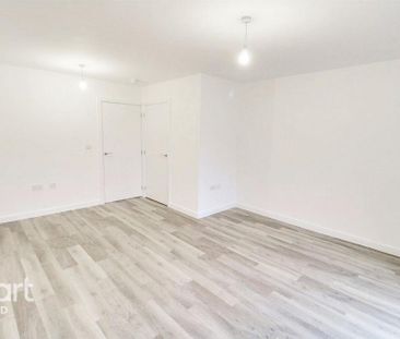 2 bedroom end of terrace house to rent - Photo 6