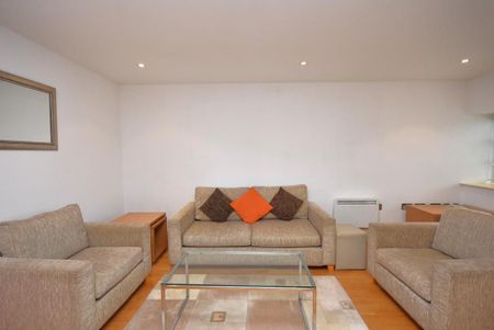 2 bedroom apartment to rent - Photo 2