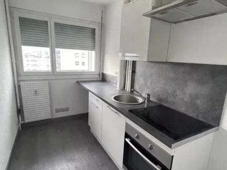 Location Appartement 2 pièces 40 m2 à Montbéliard - Photo 2