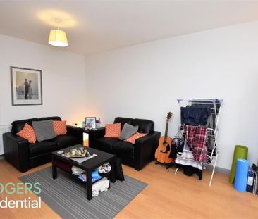 Apt 8, 108 Eglantine Avenue, Belfast, BT9 6EU - Photo 1