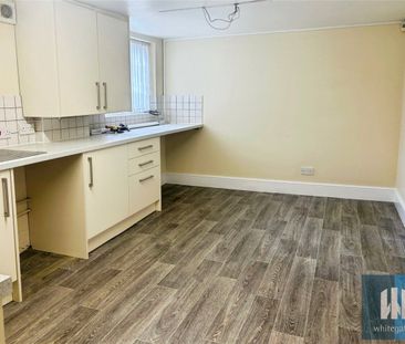 Common Side Farm, New Road, Old Snydale, Pontefract, WF7 - Photo 6