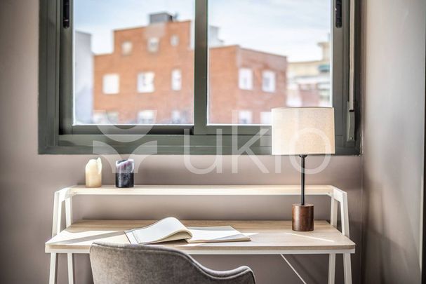 2 room luxury Apartment for rent in Madrid, Spain - Photo 1