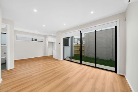 Modern street-front double-storey townhouse with premium features, offering privacy and independent access. - Photo 4