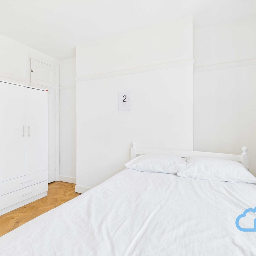 RM2 Woodstock Court | Lee | London | SE12 9HT - Photo 1