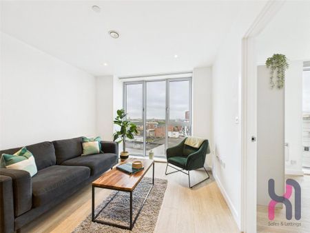 2 bedroom flat to rent - Photo 2