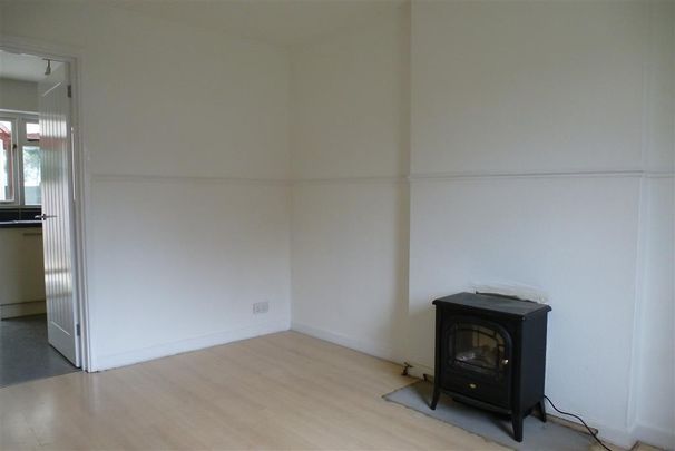 Peterhouse Crescent, March - Photo 1