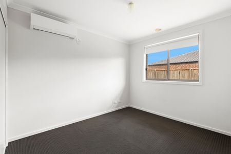 9 Kyarra Drive, Doreen VIC 3754 - House For Rent | Domain - Photo 5