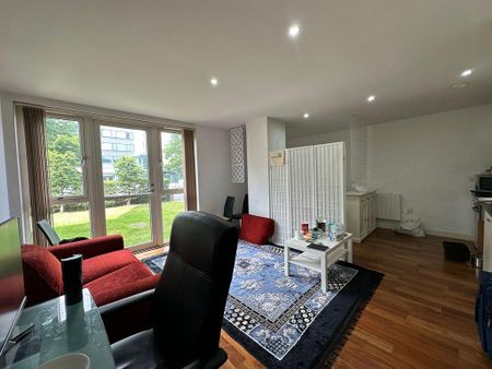 Studio to rent - Photo 5