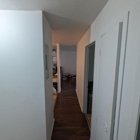 4 1/2 à louer à Longueuil, 1300$/mois (Chauffage et eau chaude inclus) - Photo 4