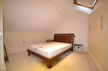4 Bed Terraced House, Eliot Mews, NW8 - Photo 4
