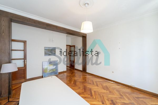 Alquiler de piso en Avenida Hermanos Menéndez Pidal - Photo 1