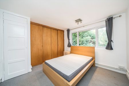 Broadhurst Close, South Hampstead, NW6, London - Photo 4