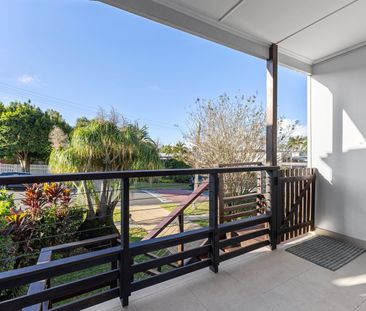 69 Kempsie Rd, Upper Mount Gravatt QLD 4122 - House For Rent | Domain - Photo 2