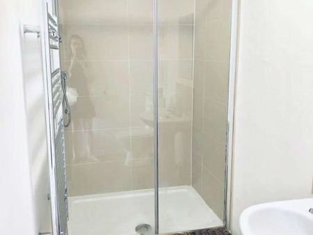 4 Bedroom Student Flatshare – Great Falmouth Location – All Bills Included Room 3 - Photo 4