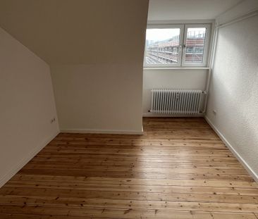 3 - Zimmer Wohnung in Hamburg-St. Pauli (Neuer Kamp 1) - Photo 2