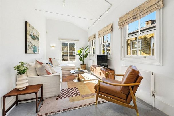3 bedroom terraced house to rent - Photo 1