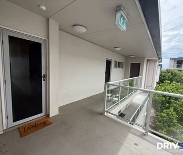 Fully Furnished & Equipped 1-Bedroom Apartment in the Heart of East... - Photo 5