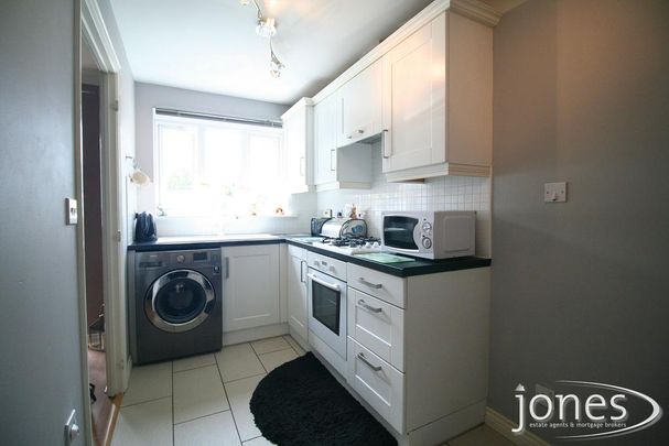 2 bedroom terraced house to rent - Photo 1