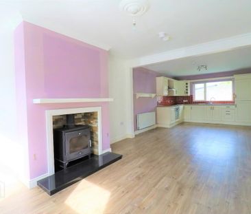 11 Carrick Brae, Burren, Warrenpoint, BT34 3TH - Photo 2