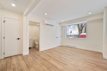 For Lease - 145 Victoria Street Unit# A (East Unit), South Huron, Ontario - Photo 4