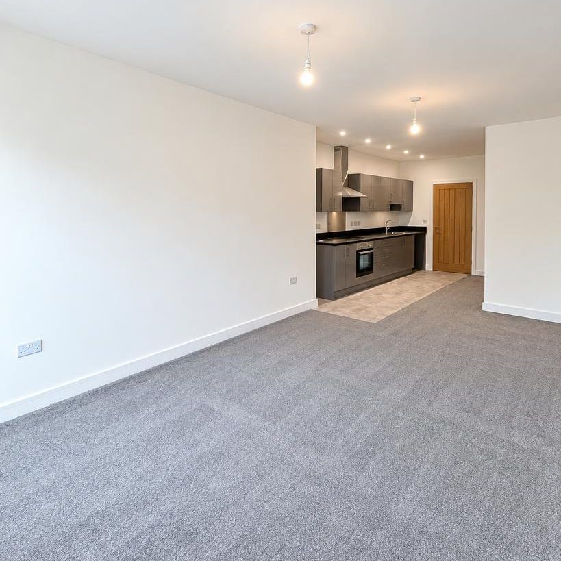 2 bedroom flat to rent - Photo 1