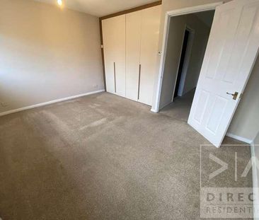 Middle Lane, Epsom, KT17 - Photo 5