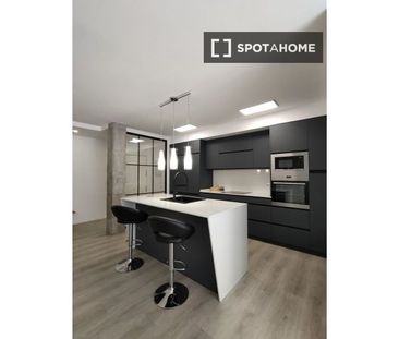 3 bedroom luxury Flat for rent in Seville, Spain - Photo 1