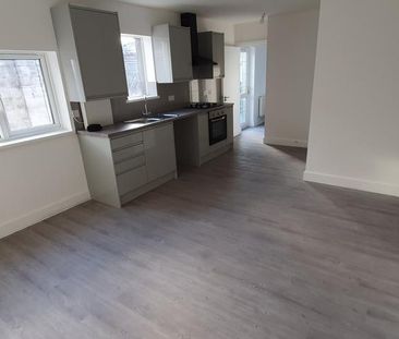 1 bedroom ground floor flat to rent - Photo 3