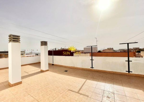 TWO-BEDROOM APARTMENT – LOS ALCÁZARES