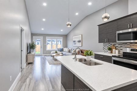 For Lease - 3619 HALLEE Crescent, Windsor, Ontario - Photo 2