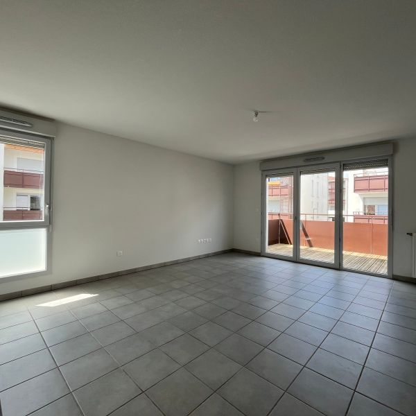 Location Appartement 3 pièces 66m² FROUZINS 31270 - Photo 1