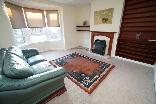 3 bedroom flat to rent - Photo 1