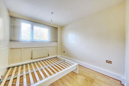 3 bedroom maisonette to rent - Photo 5