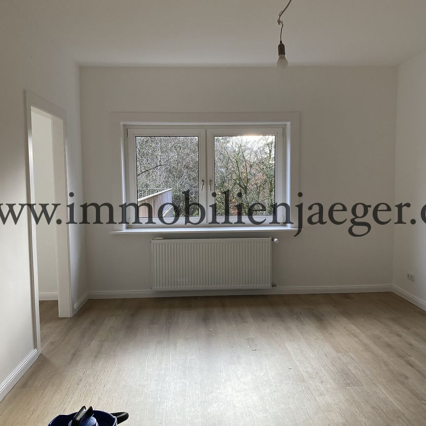 Am Saseler Markt - Nur ruhige Gartenseite im 1.OG - Neu modernsierte 1-Zimmer-Studio - ab sofort - Foto 1