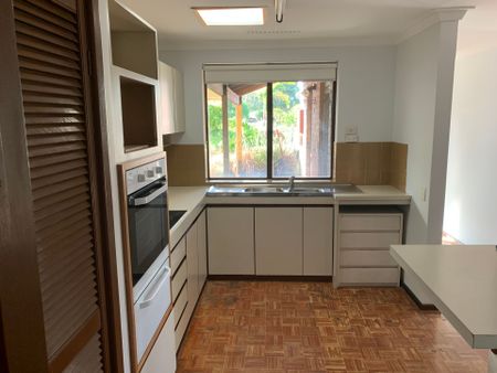 Howzat on Wicket in Willetton! **Open 05/10/25 4.30pm to 4.45pm** - Photo 2