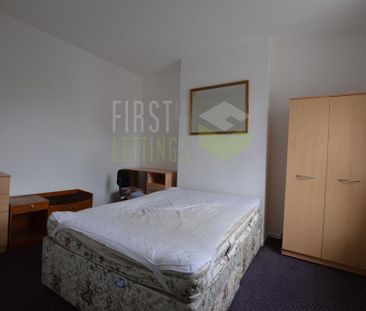 4 bedroom terraced house to rent - Photo 2