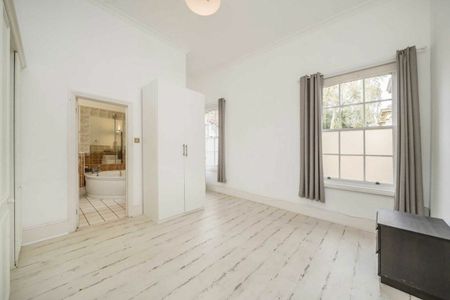 Royal Drive, Finchley, N11 - Photo 4