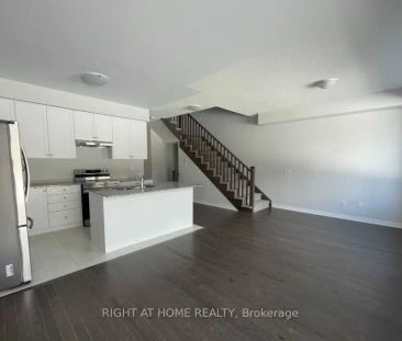 Property For Lease | X9294774 - Photo 2