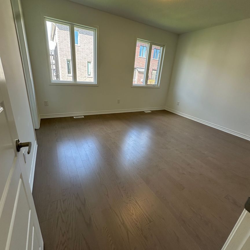 For Lease - 1324 Garthdale Street, Pickering, Ontario - Photo 1